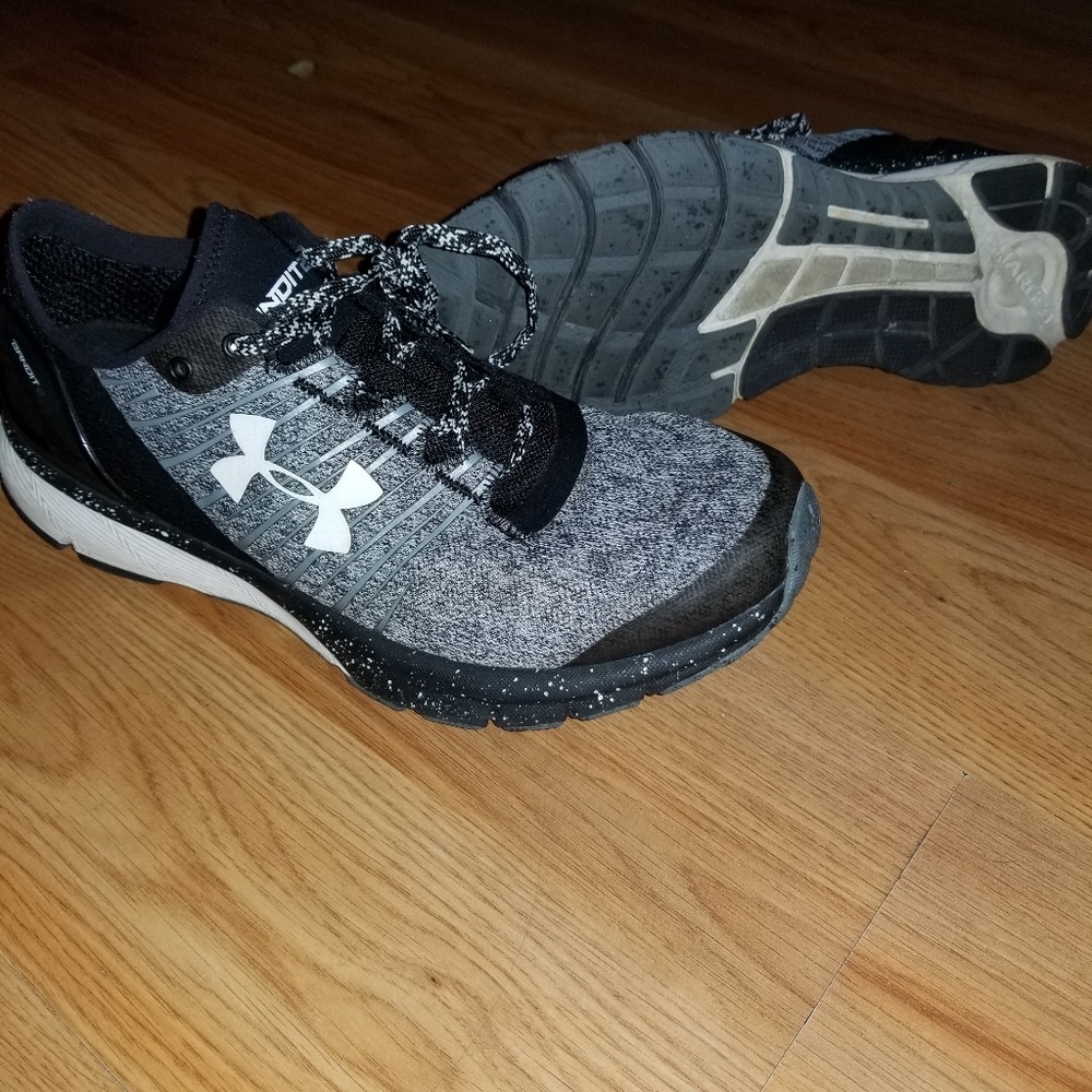 Womens sneakers